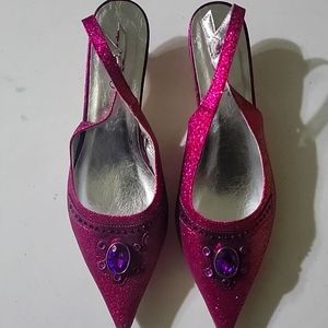 Women's dress shoes